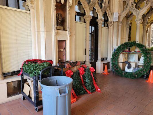 Garbage cans placed in front of loved ones remains. The Chapel of the Chimes happily takes your money but do not maintain site.