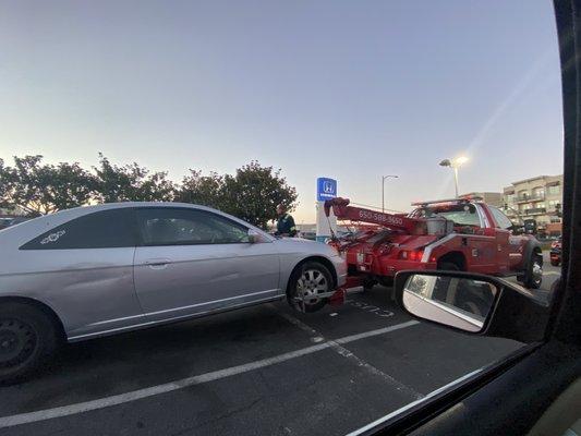 Car brought safe and sound at Honda Victory on El Camino