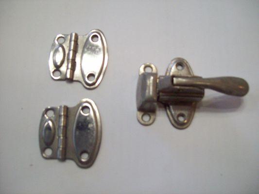 We carry a wide variety of old and reproduction kitchen cabinet hardware.