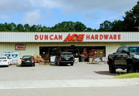 Duncan Ace Hardware