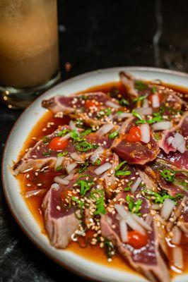 Tuna Tataki: Sriracha, Garlic & Ginger Ponzu, Green Onion