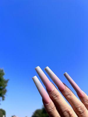 Pink ombré acrylic nails