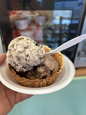 Cookies n cream and chocolate ice cream