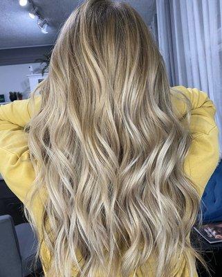 Beige blonde balayage by Travis