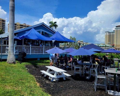 Outdoor deck and sitting for live music entertainment