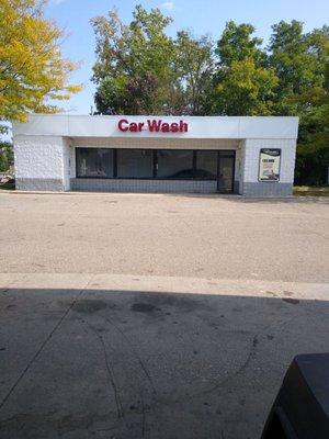 Excellent car wash