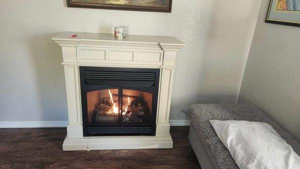 Love this propane fireplace! It's so toasty in the house, now. Can't wait for the holidays.