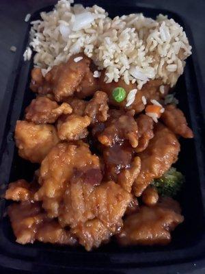 Genetic Taos chicken with fried rice