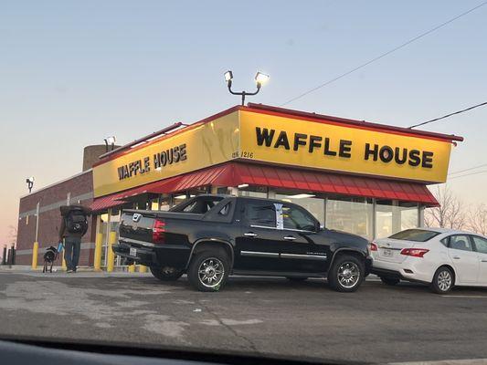 Waffle house Drive up