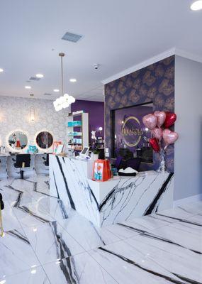 Miracola Salon & Blow Dry Bar