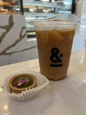 Sana'ani iced coffee and pistachio tart