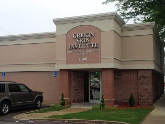 Located at 1500 Eureka, our office is about one-half mile east of Fort Street in the City of Wyandotte.