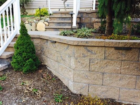 Cambridge Pavers Decorative Retaining Wall Block