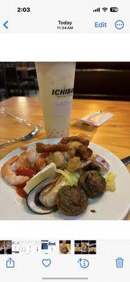 Appetizers, including fresh large shrimp!