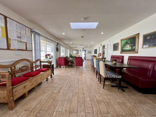 Redondo Beach Elderly Home Living Room