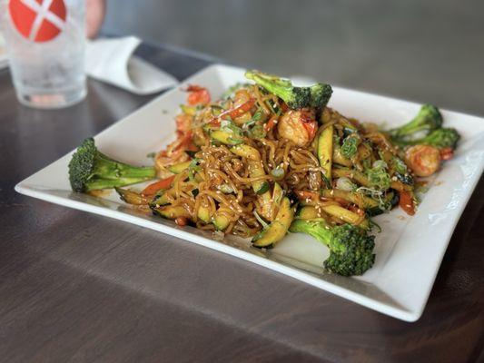 Fried Ramen!?! Delicious and loaded with fresh veggies and shrimp