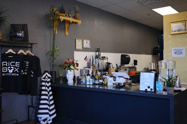 front counter where you order. self seating