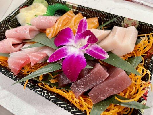 Sashimi Deluxe