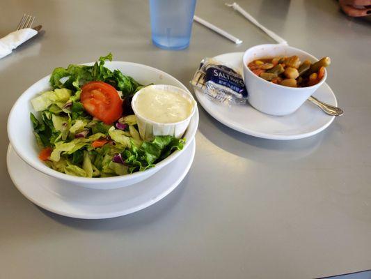 Side dinner salad & cup of veggie beef