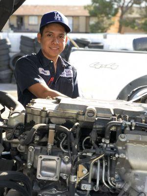 El Vela’s Auto-Service