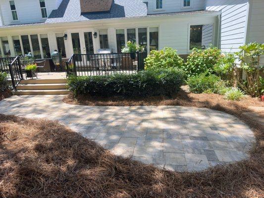 paver patio and walkway seating area.