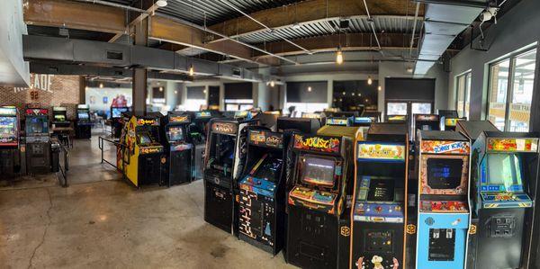 Retro arcade games from the 70s, 80s and 90s!