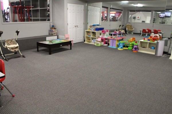 We have a great nursery to keep your kids occupied and supervised while you take a class or do your weight training.