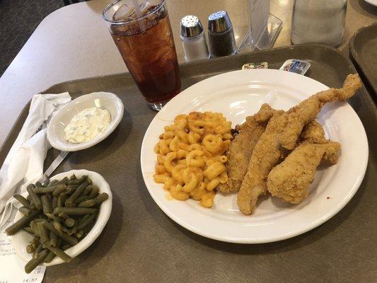 Fried catfish, mac n cheese, green beans & sweet tea