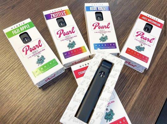 Pearl D8 Vape Cartridges from Loud Pack Boyz found at Mr. Smokey