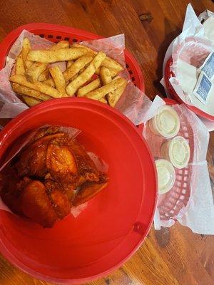 Hot wings and steak fries