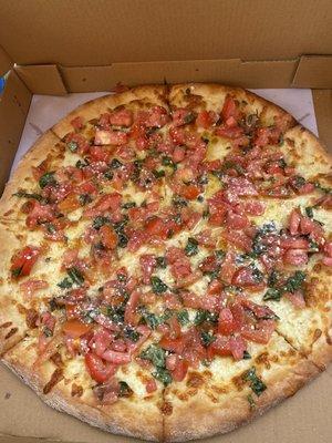 Bruschetta pizza