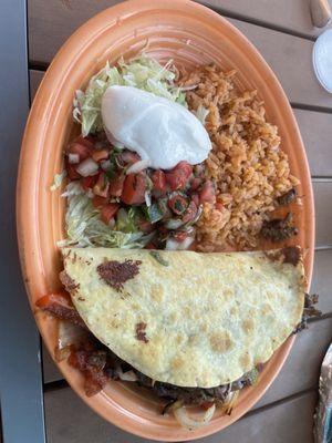 Lunch fajita quesadilla