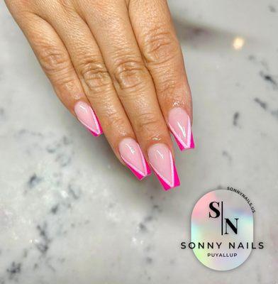 Ready to get your nails looking fabulous? Check out our latest nail art designs that are sure to make a statement. IG: SONNYNAILS_US.