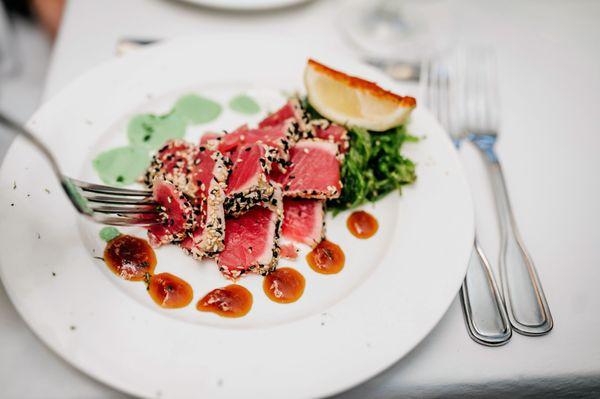 RARE SEARED AHI TUNA
Sesame Crusted Tuna Seared Rare with Nori Salad, Kyoto & Wasabi Drizzles