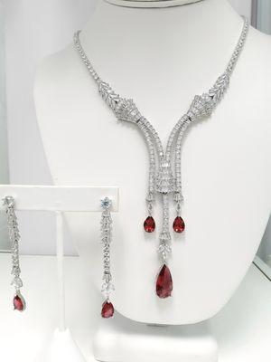 Women's Jewelry | Necklaces | Earrings | Pendants & more 
Great Couture Fashion