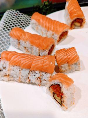 Salmon Spicy Tuna