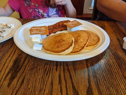 Kid's Pancakes Meal