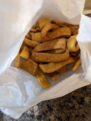 The 'crispy noodles" that come with the chow mein