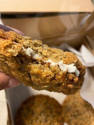 Oatmeal cream pie