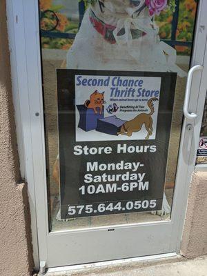 Store hours