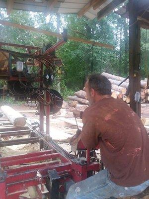 Shane Freeman filling a lumber order