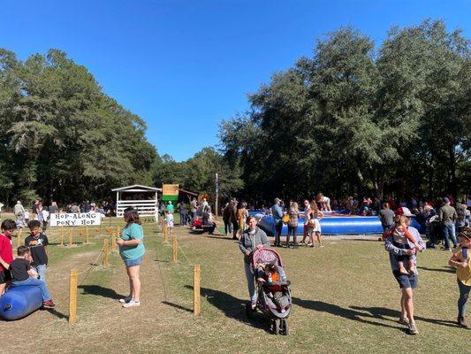 Kid games are the Holiday Farm Pumpkin Patch!