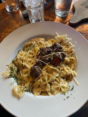 Pasta with steak