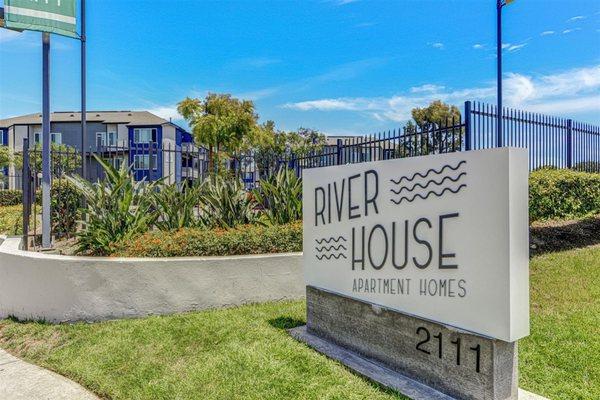 River House Apartment Homes