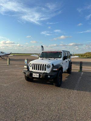 Great jeep rental!