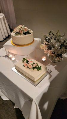 Our beautiful elegant and delicious wedding cakes