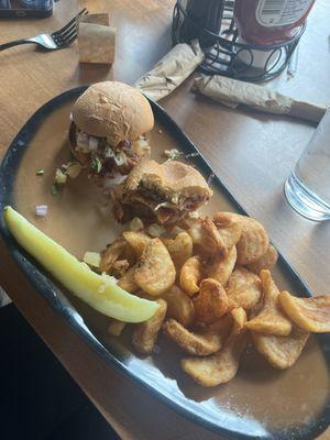 Pulled pork sliders and fries