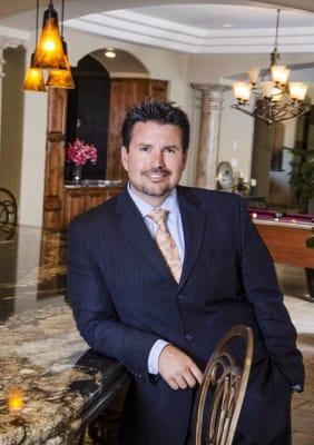 Coldwell Banker Agent John Lopez