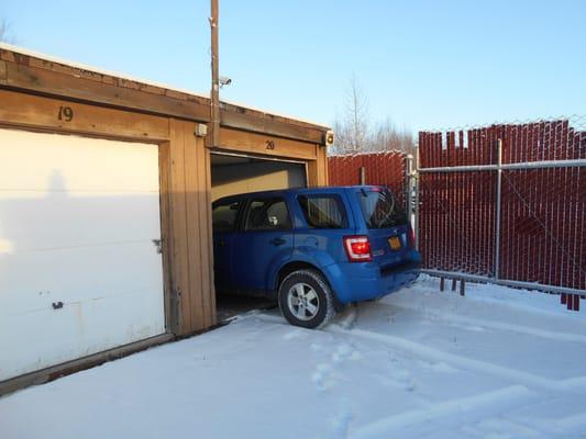 INSIDE VEHICLE STORAGE 10X20=$165 WITH FREE HEAT!