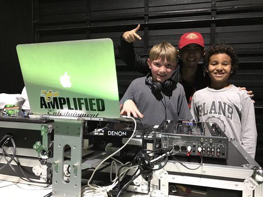 DJ Crave all set up at Fly High Trampoline Park for our Bi Monthly #AmplifyYourFlightNight event! Teach the children well!